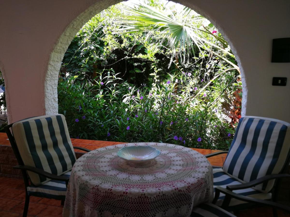 Villa Murgia Solanas  Esterno foto